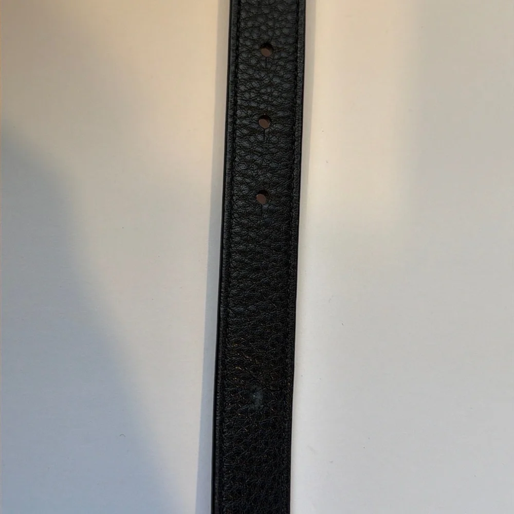 Tory Burch Black Leather Reversible Belt with Gold Logo - Picture 3 of 4